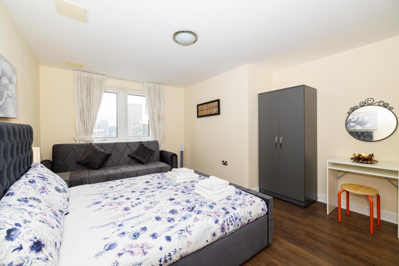 Two Bed Apartment Near Canary Wharf 런던 외부 사진