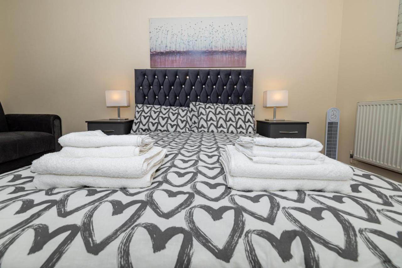 Two Bed Apartment Near Canary Wharf 런던 외부 사진