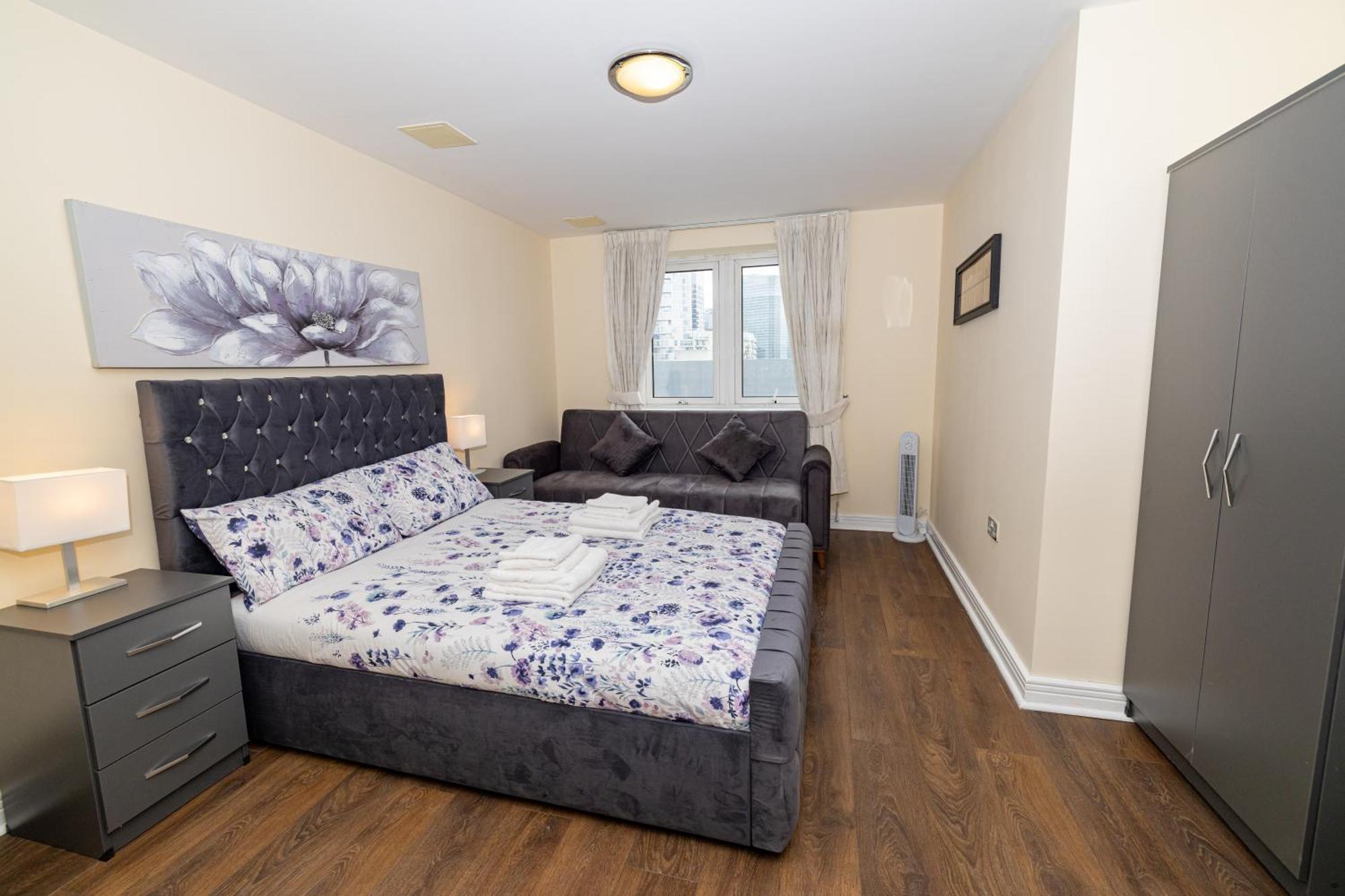 Two Bed Apartment Near Canary Wharf 런던 외부 사진